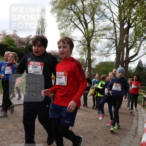 25.04.2026 - Das Zehntel Zöllner http://msf.ph/oto/9582540 25.04.2026 08:46:37 Laufen 2614, 2612 meine-sportfotos.de