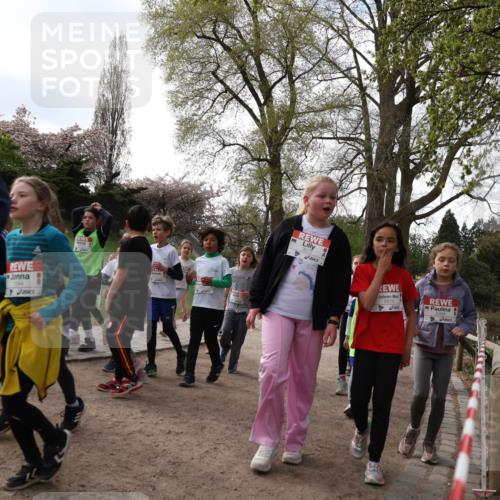 25.04.2026 - Das Zehntel Zöllner http://msf.ph/oto/9582544 25.04.2026 08:46:39 Laufen  meine-sportfotos.de