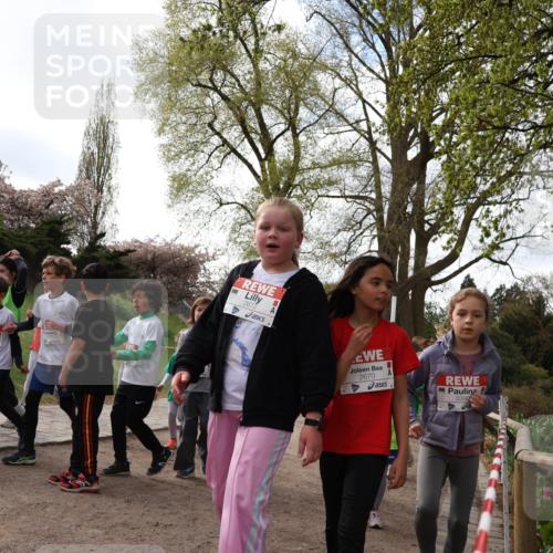 25.04.2026 - Das Zehntel Zöllner http://msf.ph/oto/9582545 25.04.2026 08:46:40 Laufen 2672, 11, 2670, 3390 meine-sportfotos.de