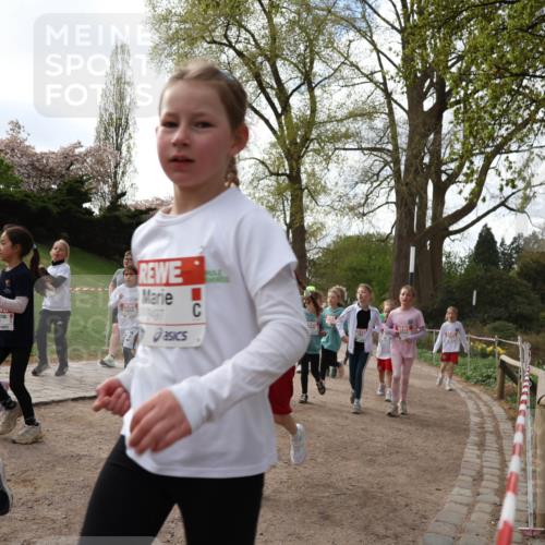 25.04.2026 - Das Zehntel Zöllner http://msf.ph/oto/9582568 25.04.2026 08:46:50 Laufen 3810 meine-sportfotos.de