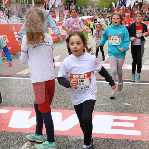 25.04.2026 - Das Zehntel Strokosch-Dieckow http://msf.ph/oto/9582571 25.04.2026 09:05:27 Ziel 1353, 1497, 1785, 1960, 1980, 1982, 2430, 2431, 2804, 2893, 3162, 3364, 3671, 3680, 3733, 3867, 1353, 1497, 1785, 1960, 1980, 1982, 2430, 2431, 2804, 2893, 3162, 3364, 3671, 3680, 3733, 3867 meine-sportfotos.de