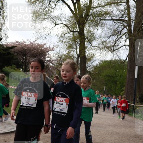 25.04.2026 - Das Zehntel Zöllner http://msf.ph/oto/9582615 25.04.2026 08:47:15 Laufen 2353, 1060, 1089 meine-sportfotos.de