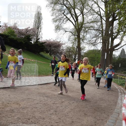 25.04.2026 - Das Zehntel Zöllner http://msf.ph/oto/9582638 25.04.2026 08:47:28 Laufen 27 meine-sportfotos.de