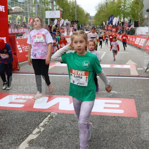25.04.2026 - Das Zehntel Strokosch-Dieckow http://msf.ph/oto/9582659 25.04.2026 09:05:30 Ziel 1353, 1480, 1497, 1500, 1502, 1785, 1960, 1980, 1982, 2534, 2551, 2612, 2804, 3150, 3671, 3680, 3867, 1353, 1480, 1497, 1500, 1502, 1785, 1960, 1980, 1982, 2534, 2551, 2612, 2804, 3150, 3671, 3680, 3867 meine-sportfotos.de