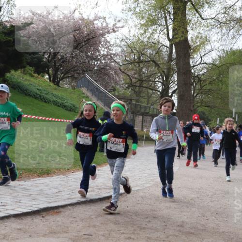 25.04.2026 - Das Zehntel Zöllner http://msf.ph/oto/9582687 25.04.2026 08:47:53 Laufen 2180 meine-sportfotos.de