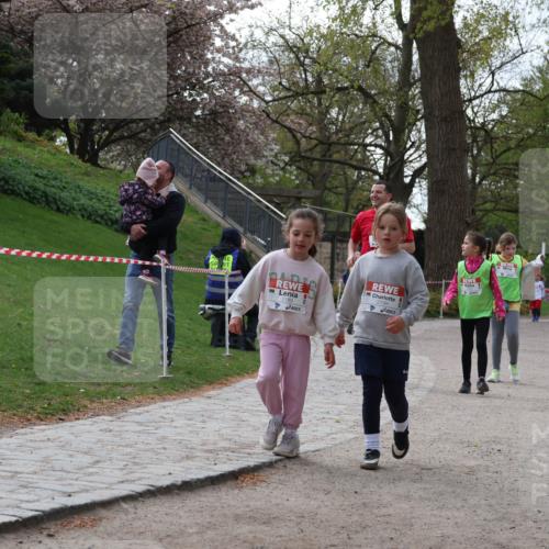 25.04.2026 - Das Zehntel Zöllner http://msf.ph/oto/9582822 25.04.2026 08:49:48 Laufen 2199 meine-sportfotos.de
