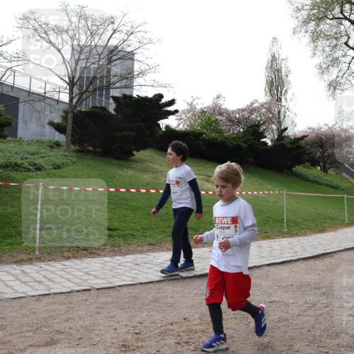 25.04.2026 - Das Zehntel Zöllner http://msf.ph/oto/9582842 25.04.2026 08:50:12 Laufen 2845 meine-sportfotos.de