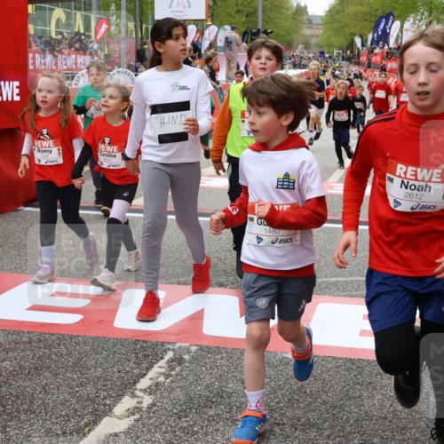 25.04.2026 - Das Zehntel Strokosch-Dieckow http://msf.ph/oto/9582860 25.04.2026 09:05:33 Ziel 1353, 1480, 1500, 1502, 1785, 1960, 1980, 2400, 2414, 2534, 2551, 2612, 2700, 2804, 3012, 3150, 3671, 3867, 3906, 1353, 1480, 1500, 1502, 1785, 1960, 1980, 2400, 2414, 2534, 2551, 2612, 2700, 2804, 3012, 3150, 3671, 3867, 3906 meine-sportfotos.de