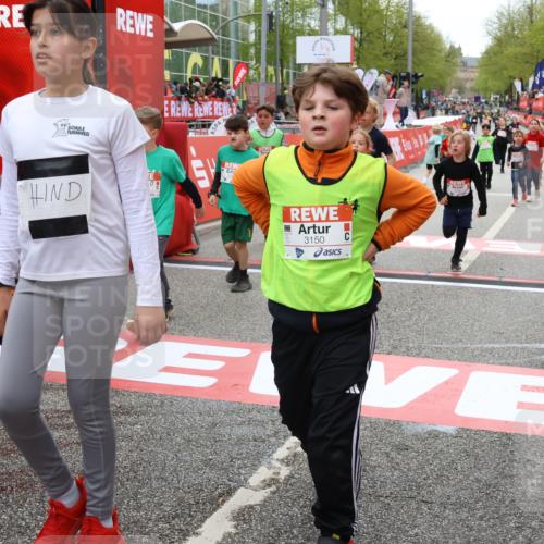 25.04.2026 - Das Zehntel Strokosch-Dieckow http://msf.ph/oto/9582896 25.04.2026 09:05:35 Ziel 1353, 1480, 1500, 1502, 2400, 2414, 2534, 2551, 2612, 2700, 3012, 3150, 3299, 3867, 3906, 1353, 1480, 1500, 1502, 2400, 2414, 2534, 2551, 2612, 2700, 3012, 3150, 3299, 3867, 3906 meine-sportfotos.de