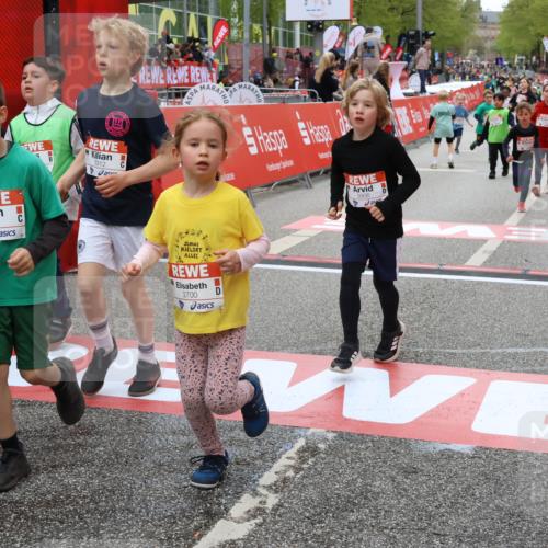 25.04.2026 - Das Zehntel Strokosch-Dieckow http://msf.ph/oto/9582904 25.04.2026 09:05:36 Ziel 1226, 1480, 1500, 1502, 2400, 2414, 2534, 2551, 2612, 2700, 3012, 3150, 3299, 3906, 1226, 1480, 1500, 1502, 2400, 2414, 2534, 2551, 2612, 2700, 3012, 3150, 3299, 3906 meine-sportfotos.de