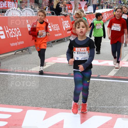 25.04.2026 - Das Zehntel Strokosch-Dieckow http://msf.ph/oto/9582987 25.04.2026 09:05:39 Ziel 1226, 1932, 2371, 2400, 2414, 2597, 2666, 2700, 3012, 3299, 3892, 3906, 1226, 1932, 2371, 2400, 2414, 2597, 2666, 2700, 3012, 3299, 3892, 3906 meine-sportfotos.de