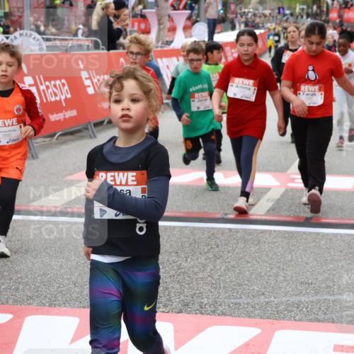 25.04.2026 - Das Zehntel Strokosch-Dieckow http://msf.ph/oto/9583023 25.04.2026 09:05:40 Ziel 1226, 1932, 2371, 2400, 2586, 2593, 2597, 2666, 2700, 3012, 3299, 3892, 3906, 1226, 1932, 2371, 2400, 2586, 2593, 2597, 2666, 2700, 3012, 3299, 3892, 3906 meine-sportfotos.de