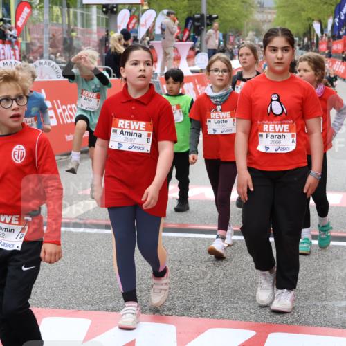 25.04.2026 - Das Zehntel Strokosch-Dieckow http://msf.ph/oto/9583049 25.04.2026 09:05:42 Ziel 1226, 1443, 1472, 1479, 1496, 1932, 1934, 2371, 2586, 2593, 2597, 2666, 3299, 3892, 1226, 1443, 1472, 1479, 1496, 1932, 1934, 2371, 2586, 2593, 2597, 2666, 3299, 3892 meine-sportfotos.de