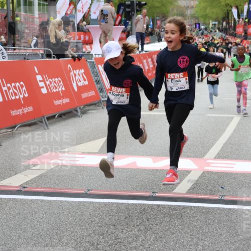 25.04.2026 - Das Zehntel Strokosch-Dieckow http://msf.ph/oto/9583119 25.04.2026 09:05:48 Ziel 1443, 1472, 1479, 1496, 1934, 2586, 2593, 3058, 3063, 1443, 1472, 1479, 1496, 1934, 2586, 2593, 3058, 3063 meine-sportfotos.de