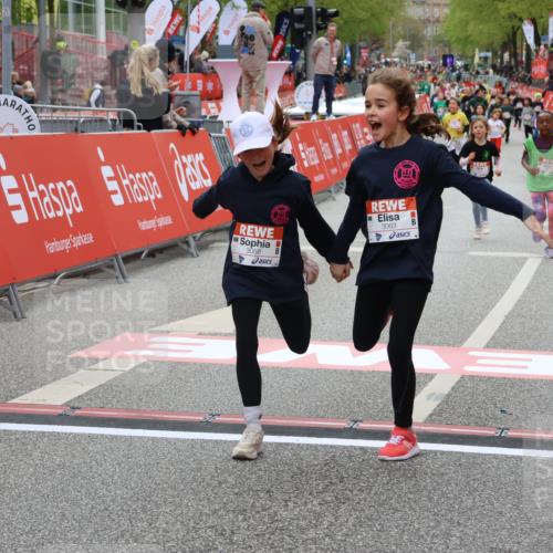 25.04.2026 - Das Zehntel Strokosch-Dieckow http://msf.ph/oto/9583139 25.04.2026 09:05:48 Ziel 1443, 1472, 1479, 1496, 1934, 2586, 2593, 3058, 3063, 1443, 1472, 1479, 1496, 1934, 2586, 2593, 3058, 3063 meine-sportfotos.de