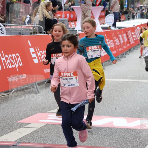 25.04.2026 - Das Zehntel Strokosch-Dieckow http://msf.ph/oto/9583273 25.04.2026 09:05:53 Ziel 1591, 2536, 3058, 3063, 3279, 1591, 2536, 3058, 3063, 3279 meine-sportfotos.de
