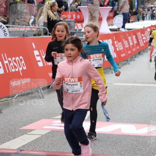 25.04.2026 - Das Zehntel Strokosch-Dieckow http://msf.ph/oto/9583279 25.04.2026 09:05:53 Ziel 1591, 2536, 3058, 3063, 3279, 1591, 2536, 3058, 3063, 3279 meine-sportfotos.de