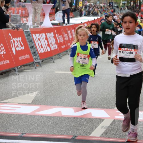 25.04.2026 - Das Zehntel Strokosch-Dieckow http://msf.ph/oto/9583346 25.04.2026 09:05:57 Ziel 1082, 1591, 1594, 1647, 2536, 2807, 3279, 3449, 1082, 1591, 1594, 1647, 2536, 2807, 3279, 3449 meine-sportfotos.de