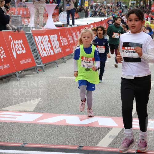 25.04.2026 - Das Zehntel Strokosch-Dieckow http://msf.ph/oto/9583350 25.04.2026 09:05:58 Ziel 1082, 1591, 1594, 1647, 2536, 2807, 3279, 3449, 1082, 1591, 1594, 1647, 2536, 2807, 3279, 3449 meine-sportfotos.de