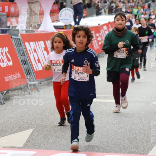 25.04.2026 - Das Zehntel Strokosch-Dieckow http://msf.ph/oto/9583366 25.04.2026 09:06:00 Ziel 1082, 1241, 1591, 1594, 1647, 2807, 3279, 3449, 1082, 1241, 1591, 1594, 1647, 2807, 3279, 3449 meine-sportfotos.de