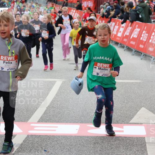 25.04.2026 - Das Zehntel Strokosch-Dieckow http://msf.ph/oto/9583425 25.04.2026 09:06:07 Ziel 1241, 1732, 2183, 2377, 3450, 3767, 3776, 3777, 3947, 3979, 4036, 1241, 1732, 2183, 2377, 3450, 3767, 3776, 3777, 3947, 3979, 4036 meine-sportfotos.de