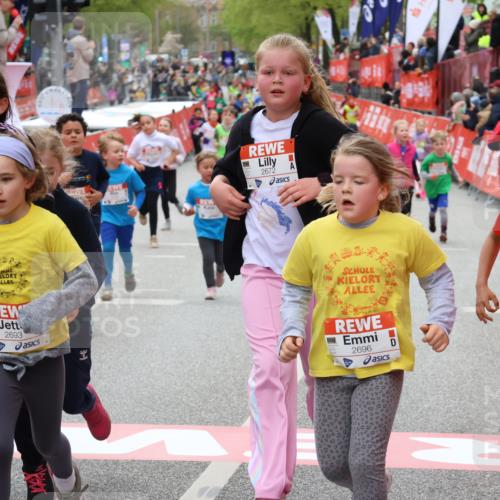 25.04.2026 - Das Zehntel Strokosch-Dieckow http://msf.ph/oto/9583522 25.04.2026 09:06:12 Ziel 1089, 1092, 1732, 2377, 2530, 2657, 2670, 2672, 2696, 3767, 3776, 3777, 3961, 1089, 1092, 1732, 2377, 2530, 2657, 2670, 2672, 2696, 3767, 3776, 3777, 3961 meine-sportfotos.de