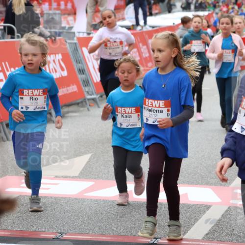 25.04.2026 - Das Zehntel Strokosch-Dieckow http://msf.ph/oto/9583555 25.04.2026 09:06:16 Ziel 1089, 1092, 1412, 2112, 2254, 2530, 2657, 2670, 2672, 2693, 2696, 3724, 3726, 3961, 1089, 1092, 1412, 2112, 2254, 2530, 2657, 2670, 2672, 2693, 2696, 3724, 3726, 3961 meine-sportfotos.de