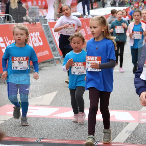25.04.2026 - Das Zehntel Strokosch-Dieckow http://msf.ph/oto/9583562 25.04.2026 09:06:16 Ziel 1089, 1092, 1412, 2112, 2254, 2530, 2657, 2670, 2672, 2693, 2696, 3724, 3726, 3961, 1089, 1092, 1412, 2112, 2254, 2530, 2657, 2670, 2672, 2693, 2696, 3724, 3726, 3961 meine-sportfotos.de