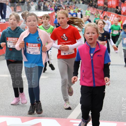 25.04.2026 - Das Zehntel Strokosch-Dieckow http://msf.ph/oto/9583623 25.04.2026 09:06:19 Ziel 1089, 1092, 1412, 1904, 2103, 2112, 2254, 2530, 2640, 2657, 2663, 2670, 2672, 2693, 2950, 3601, 3724, 3726, 3796, 1089, 1092, 1412, 1904, 2103, 2112, 2254, 2530, 2640, 2657, 2663, 2670, 2672, 2693, 2950, 3601, 3724, 3726, 3796 meine-sportfotos.de