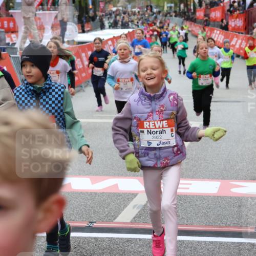 25.04.2026 - Das Zehntel Strokosch-Dieckow http://msf.ph/oto/9583690 25.04.2026 09:06:23 Ziel 1350, 1390, 1811, 1904, 2103, 2297, 2640, 2663, 2693, 2950, 3601, 3724, 3726, 3796, 3922, 3923, 1350, 1390, 1811, 1904, 2103, 2297, 2640, 2663, 2693, 2950, 3601, 3724, 3726, 3796, 3922, 3923 meine-sportfotos.de