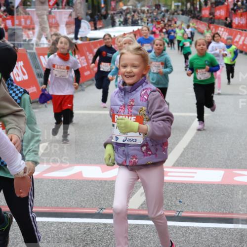 25.04.2026 - Das Zehntel Strokosch-Dieckow http://msf.ph/oto/9583727 25.04.2026 09:06:24 Ziel 1350, 1390, 1811, 1904, 2103, 2297, 2640, 2663, 2950, 3483, 3487, 3601, 3796, 3922, 3923, 1350, 1390, 1811, 1904, 2103, 2297, 2640, 2663, 2950, 3483, 3487, 3601, 3796, 3922, 3923 meine-sportfotos.de