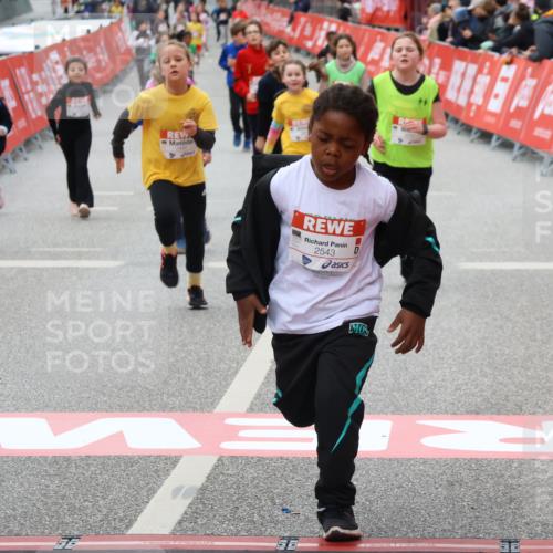 25.04.2026 - Das Zehntel Strokosch-Dieckow http://msf.ph/oto/9584074 25.04.2026 09:06:42 Ziel 1414, 1418, 3750, 3780, 3782, 1414, 1418, 3750, 3780, 3782 meine-sportfotos.de