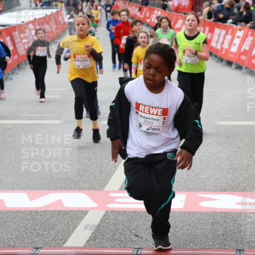 25.04.2026 - Das Zehntel Strokosch-Dieckow http://msf.ph/oto/9584077 25.04.2026 09:06:43 Ziel 1414, 1418, 1949, 3750, 3780, 3782, 1414, 1418, 1949, 3750, 3780, 3782 meine-sportfotos.de