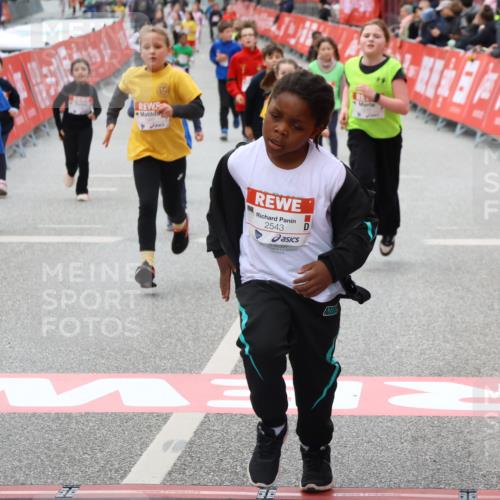 25.04.2026 - Das Zehntel Strokosch-Dieckow http://msf.ph/oto/9584080 25.04.2026 09:06:43 Ziel 1414, 1418, 1949, 3750, 3780, 3782, 1414, 1418, 1949, 3750, 3780, 3782 meine-sportfotos.de
