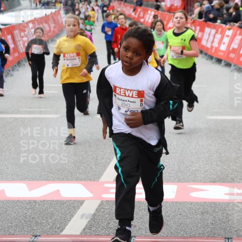 25.04.2026 - Das Zehntel Strokosch-Dieckow http://msf.ph/oto/9584082 25.04.2026 09:06:43 Ziel 1414, 1418, 1949, 3750, 3780, 3782, 1414, 1418, 1949, 3750, 3780, 3782 meine-sportfotos.de