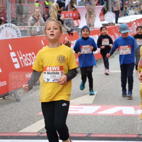 25.04.2026 - Das Zehntel Strokosch-Dieckow http://msf.ph/oto/9584128 25.04.2026 09:06:46 Ziel 1128, 1130, 1939, 1949, 2113, 2115, 2543, 3240, 3750, 3780, 3782, 1128, 1130, 1939, 1949, 2113, 2115, 2543, 3240, 3750, 3780, 3782 meine-sportfotos.de