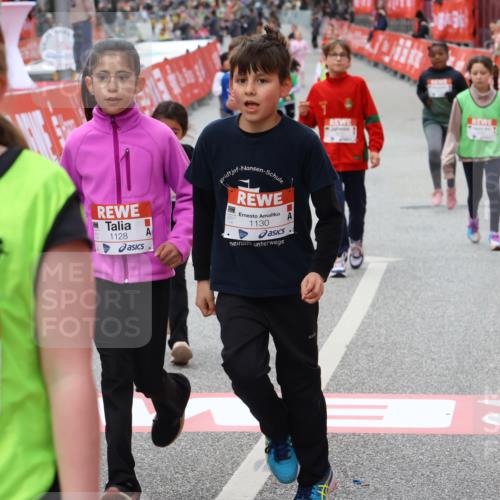 25.04.2026 - Das Zehntel Strokosch-Dieckow http://msf.ph/oto/9584136 25.04.2026 09:06:47 Ziel 1084, 1128, 1130, 1939, 1949, 2113, 2115, 2543, 3240, 3750, 3780, 3782, 1084, 1128, 1130, 1939, 1949, 2113, 2115, 2543, 3240, 3750, 3780, 3782 meine-sportfotos.de
