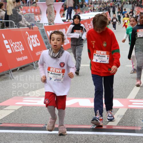 25.04.2026 - Das Zehntel Strokosch-Dieckow http://msf.ph/oto/9584203 25.04.2026 09:06:53 Ziel 1078, 1084, 1118, 1128, 1130, 2113, 2115, 2177, 2543, 2832, 3320, 3620, 1078, 1084, 1118, 1128, 1130, 2113, 2115, 2177, 2543, 2832, 3320, 3620 meine-sportfotos.de