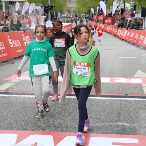 25.04.2026 - Das Zehntel Strokosch-Dieckow http://msf.ph/oto/9584237 25.04.2026 09:06:57 Ziel 1076, 1118, 1659, 2177, 2357, 2372, 2626, 2832, 3320, 3620, 1076, 1118, 1659, 2177, 2357, 2372, 2626, 2832, 3320, 3620 meine-sportfotos.de
