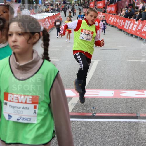 25.04.2026 - Das Zehntel Strokosch-Dieckow http://msf.ph/oto/9584240 25.04.2026 09:06:58 Ziel 1076, 1118, 1616, 1659, 2177, 2357, 2372, 2626, 2832, 3320, 3620, 1076, 1118, 1616, 1659, 2177, 2357, 2372, 2626, 2832, 3320, 3620 meine-sportfotos.de