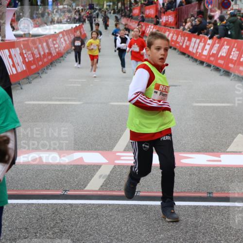 25.04.2026 - Das Zehntel Strokosch-Dieckow http://msf.ph/oto/9584261 25.04.2026 09:06:58 Ziel 1076, 1118, 1616, 1659, 2177, 2357, 2372, 2626, 2832, 3320, 3620, 1076, 1118, 1616, 1659, 2177, 2357, 2372, 2626, 2832, 3320, 3620 meine-sportfotos.de