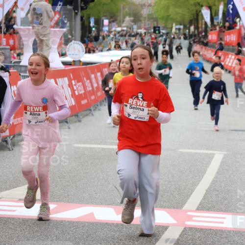 25.04.2026 - Das Zehntel Strokosch-Dieckow http://msf.ph/oto/9584274 25.04.2026 09:07:03 Ziel 1076, 1616, 1659, 2357, 2483, 2677, 2973, 2985, 1076, 1616, 1659, 2357, 2483, 2677, 2973, 2985 meine-sportfotos.de