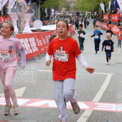 25.04.2026 - Das Zehntel Strokosch-Dieckow http://msf.ph/oto/9584287 25.04.2026 09:07:03 Ziel 1076, 1616, 1659, 2357, 2483, 2677, 2973, 2985, 1076, 1616, 1659, 2357, 2483, 2677, 2973, 2985 meine-sportfotos.de