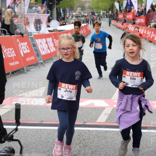 25.04.2026 - Das Zehntel Strokosch-Dieckow http://msf.ph/oto/9584341 25.04.2026 09:07:09 Ziel 1227, 1235, 1973, 2483, 2677, 2687, 2973, 2985, 3771, 3781, 1227, 1235, 1973, 2483, 2677, 2687, 2973, 2985, 3771, 3781 meine-sportfotos.de