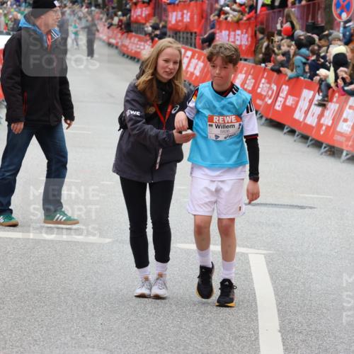 25.04.2026 - Das Zehntel Strokosch-Dieckow http://msf.ph/oto/9585550 25.04.2026 11:00:36 Ziel 5040, 5219, 5233, 5271, 5286, 5343, 5352, 5353, 5635, 5690, 5715, 5722, 5836, 5995, 6091, 6395, 6632, 6669, 6686, 6874, 7017, 7054, 7094, 7296, 7370, 7410, 7465, 7660, 7767, 7800, 7834, 7844, 7859, 5040, 5219, 5233, 5271, 5286, 5343, 5352, 5353, 5635, 5690, 5715, 5722, 5836, 5995, 6091, 6395, 6632, 6669, 6686, 6874, 7017, 7054, 7094, 7296, 7370, 7410, 7465, 7660, 7767, 7800, 7834, 7844, 7859 meine-sportfotos.de