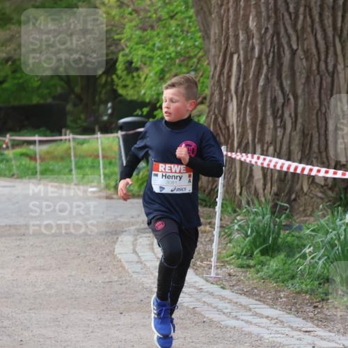 25.04.2026 - Das Zehntel Zöllner http://msf.ph/oto/9591136 25.04.2026 08:37:22 Laufen 3081 meine-sportfotos.de