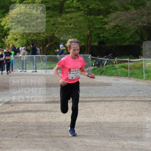 25.04.2026 - Das Zehntel Zöllner http://msf.ph/oto/9591151 25.04.2026 08:37:34 Laufen 3997 meine-sportfotos.de