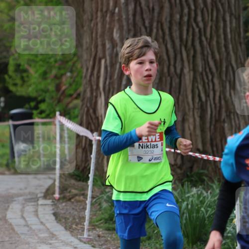 25.04.2026 - Das Zehntel Zöllner http://msf.ph/oto/9591165 25.04.2026 08:37:50 Laufen 3232, 2034 meine-sportfotos.de