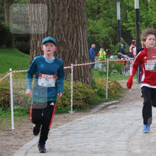 25.04.2026 - Das Zehntel Zöllner http://msf.ph/oto/9591187 25.04.2026 08:38:05 Laufen 3394, 3410 meine-sportfotos.de
