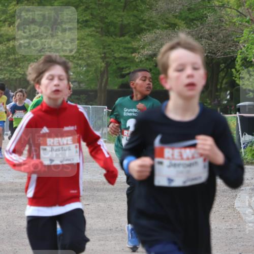 25.04.2026 - Das Zehntel Zöllner http://msf.ph/oto/9591193 25.04.2026 08:38:07 Laufen 3410 meine-sportfotos.de